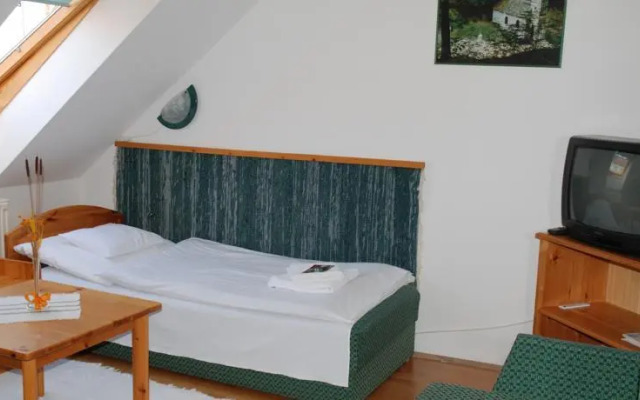 Hegyhát Gyöngye Panzió