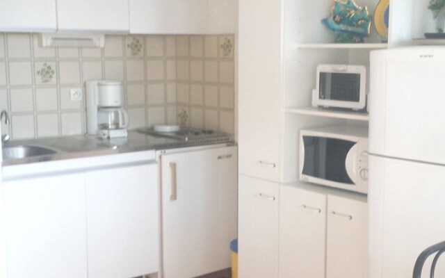 Studio in Sète - 600 m From the Beach