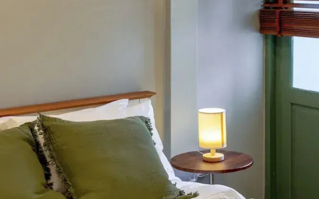 Bluehouse191 hometel