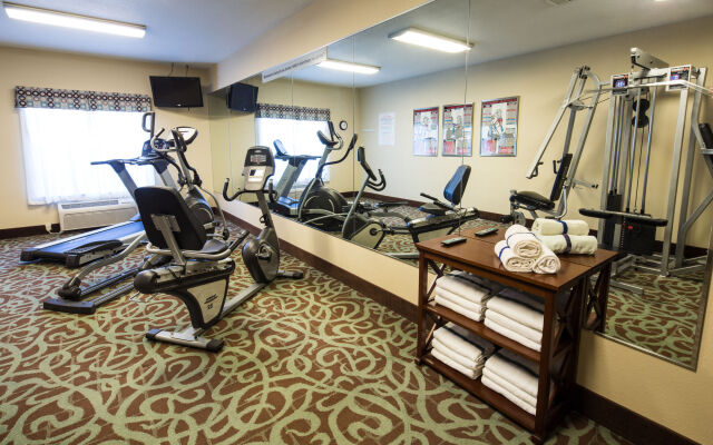 Best Western Plus Eastgate Inn & Suites