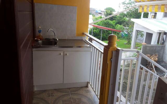 Apartment with 2 Bedrooms in Anse-Bertrand, with Furnished Garden And Wifi - 500 M From the Beach