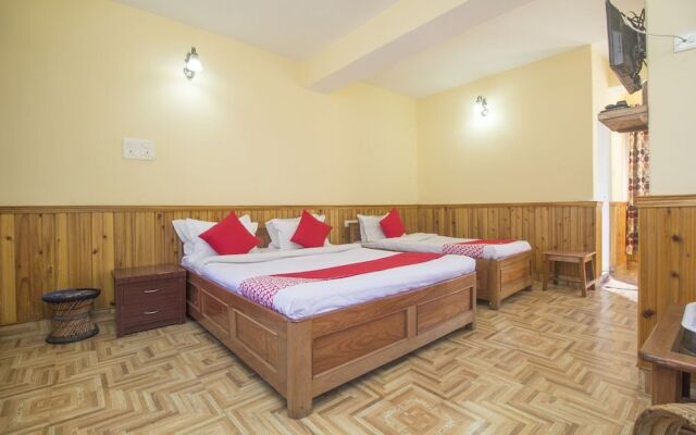 OYO 23588 Hotel Chittiz