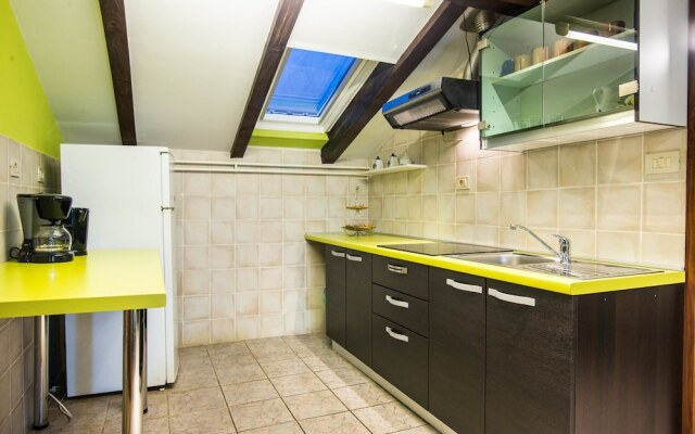 Apartments with pool 992