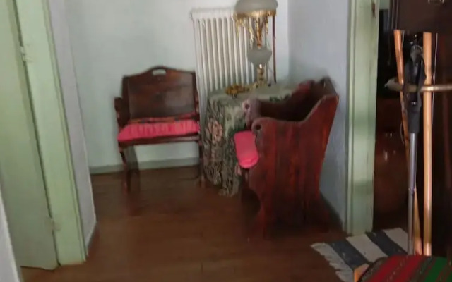 Grandpa s Ouse in Tsagkarada
