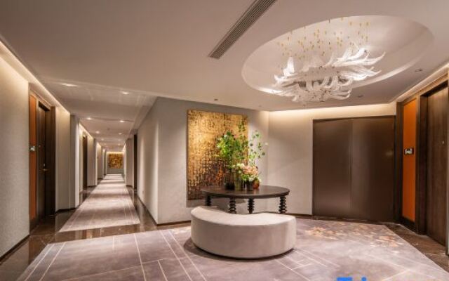 Rezen Hotel Shanghai Pudong Street（Lujiazui Riverside Center）