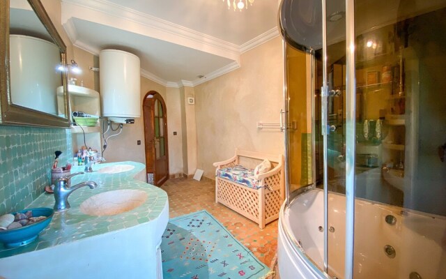 Luxury Villa Avec Jacuzzi Sidi Bouzid