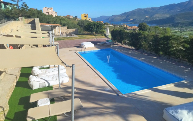 Lagoon View Apartments - Adults Only