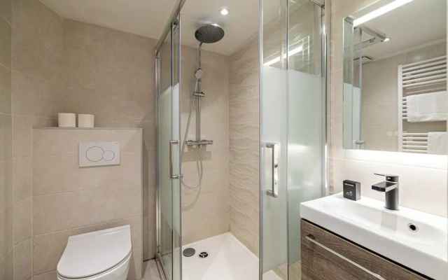 A/C Mezzanine Apt 1BR/2P - Place Garibaldi