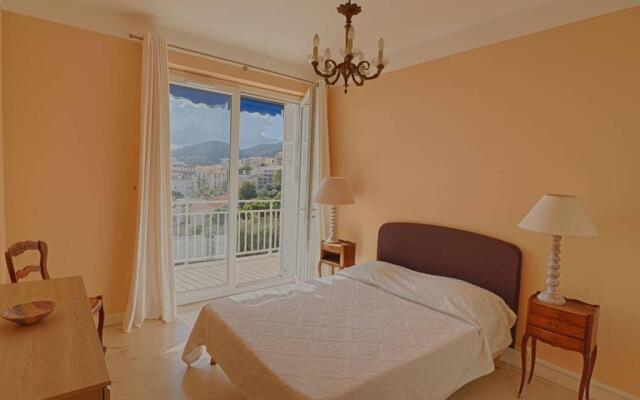 Appartement Ajaccio, 2 pièces, 4 personnes - FR-1-61-474