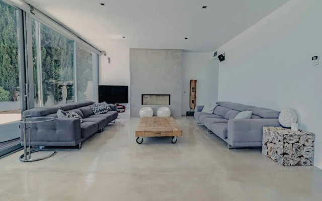 Modern Villa With Indoor Pool