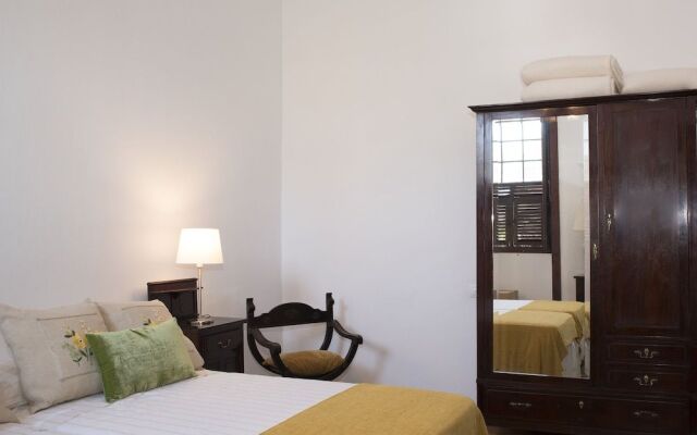 BellaSombra Suites