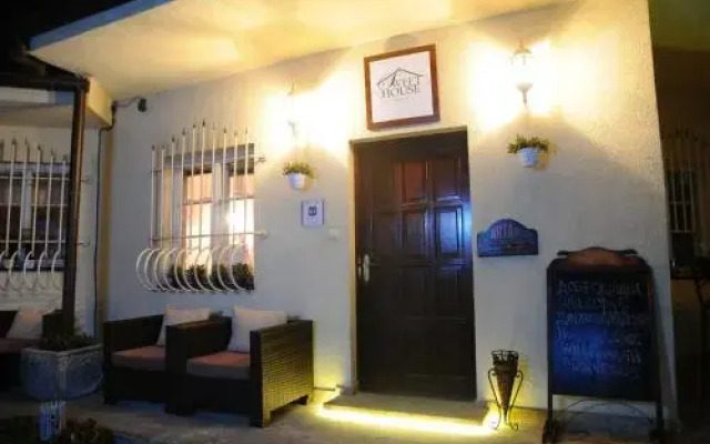 Apartment Sweet House Belgrade