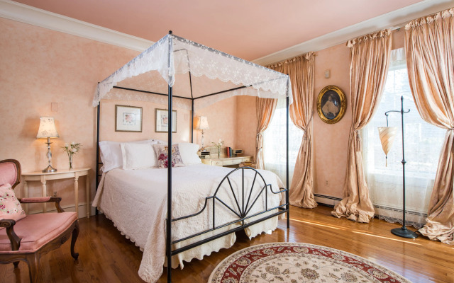 Captain Farris House