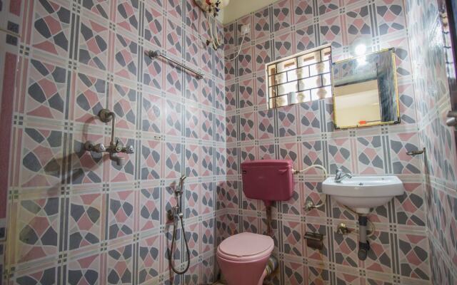 OYO 13211 Home Spacious Studio Morjim Beach