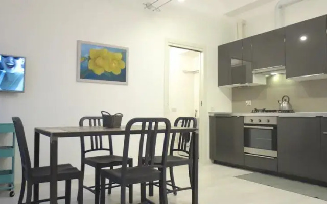 Temporary House - Isola District