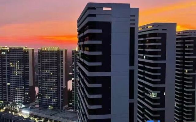 Wuchuan Sea View Apartment