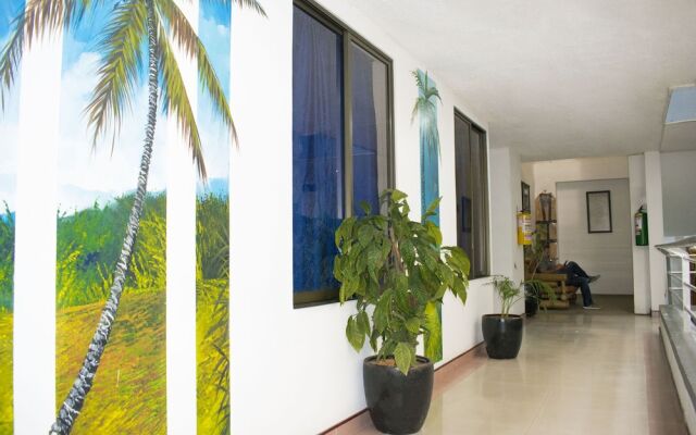Hotel Toledo Plaza
