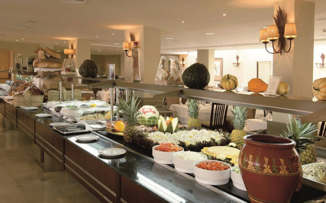 Ona Marinas de Nerja Spa Resort