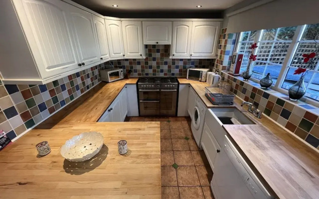 Lancaster Close Serviced Accommodation