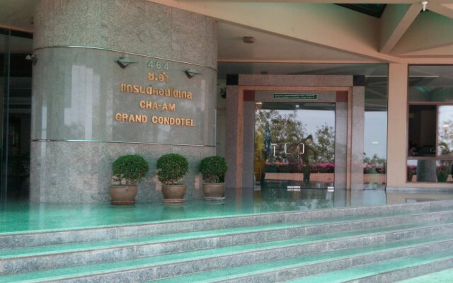 Cha-Am Grand Condotel