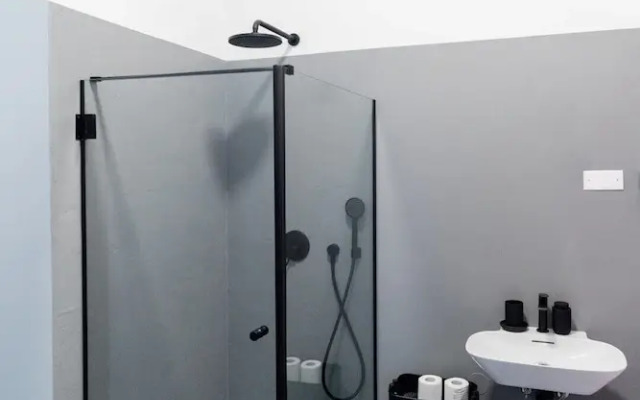 Tomosmatik Apartments Koper