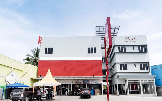 Super OYO 360 Mangaan Residence