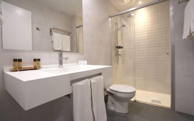 Hotel Windsor Tossa – Adults Only +16