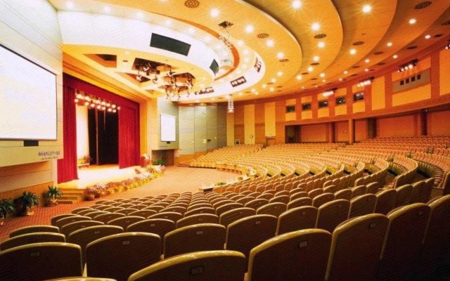 Yangling International Conference & Exhibition Center Hotel