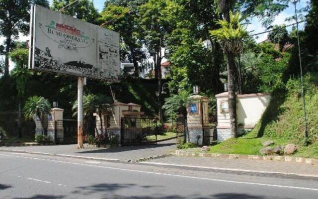Bumi Ciherang Hotel