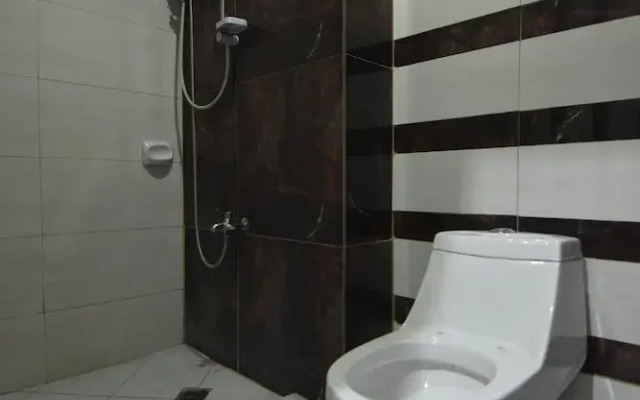 Cosmo Hotel - Kamuning