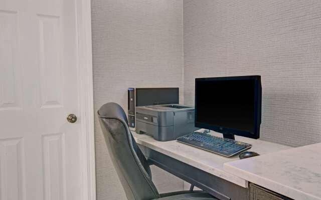 Super 8 by Wyndham Shelby