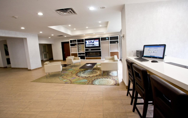 Holiday Inn Peterborough-Waterfront, ON by IHG
