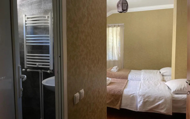 Mestia Guesthouse