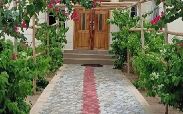 Wavecrest Beach Hotel & Resort