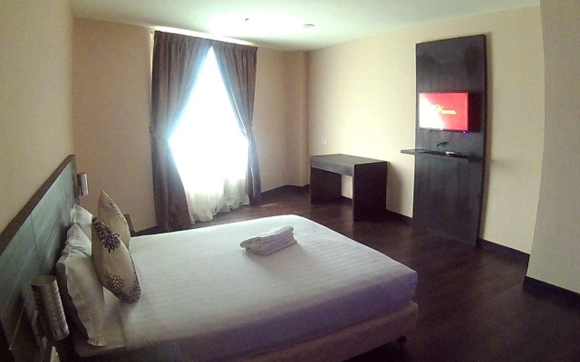 Goldsands Hotel