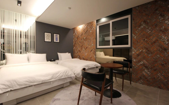 HOTEL Yeogiuhtte Pohang Mundeok
