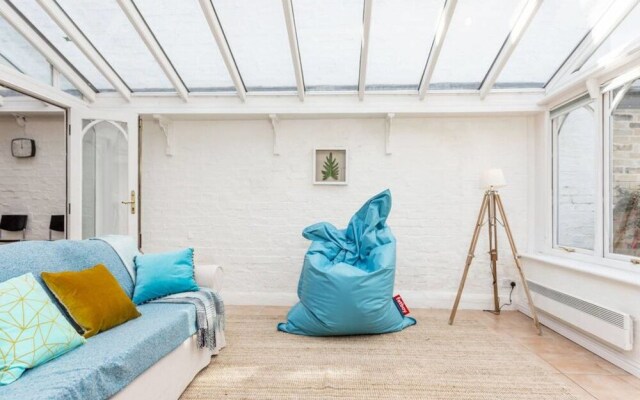 Beautifully Presented, 3 Bedroom Family Home