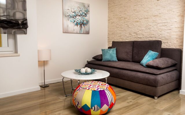 Apartments & Rooms Danivan Pool Villas