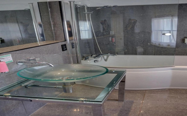 Best Western Henbury Lodge Hotel