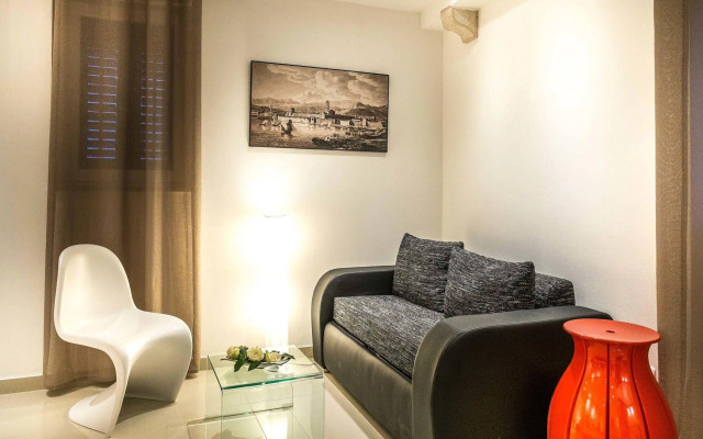 Split Oasis Apartments