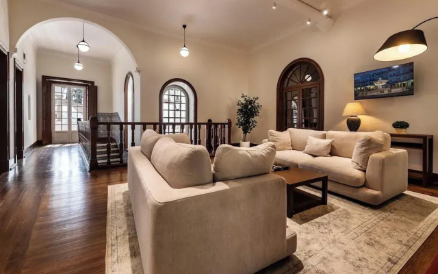 CICIOSO Boutique Hotel