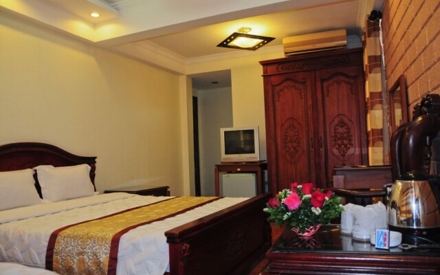 Khách Sạn Thái Hà