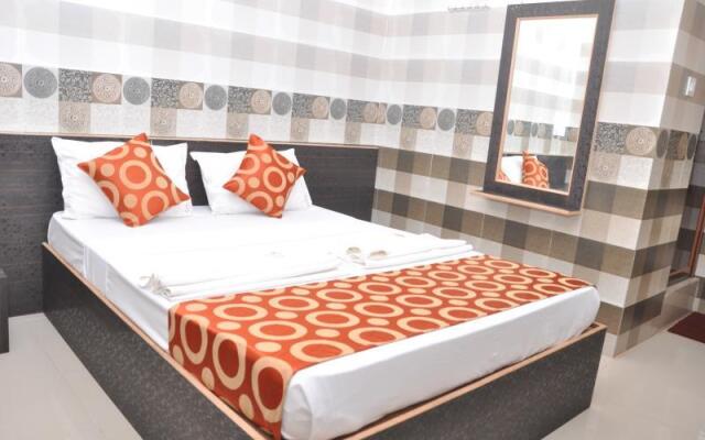 Addhuri Comforts Hotel