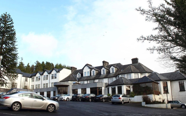 Twin Trees Hotel