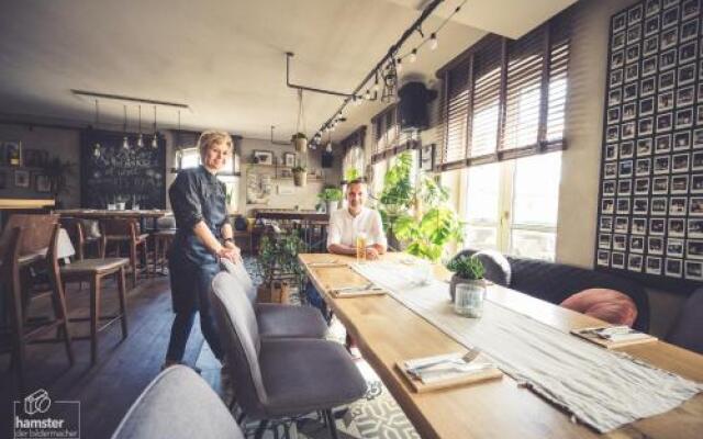 Hotel-Gasthof Beim Böckhiasl