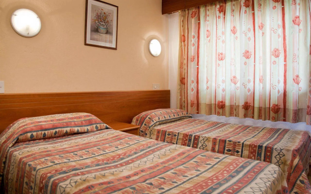 Apartamentos Mira Mola