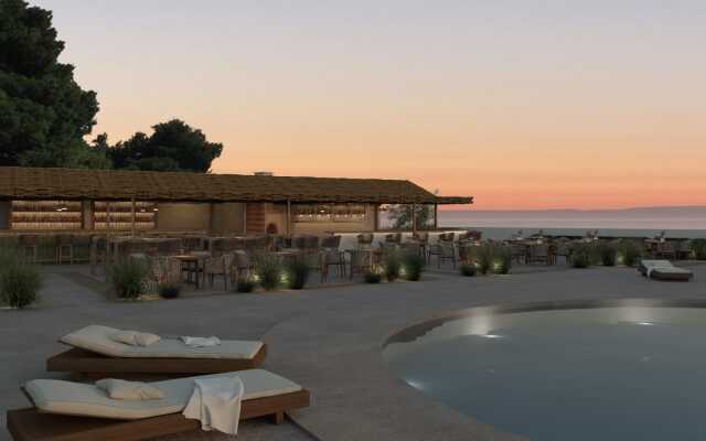Elion Seaside Resort