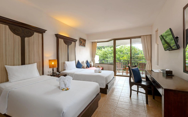 Patong Lodge Hotel