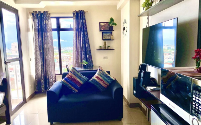 Mabolo Garden Flats by Sleeping Forest