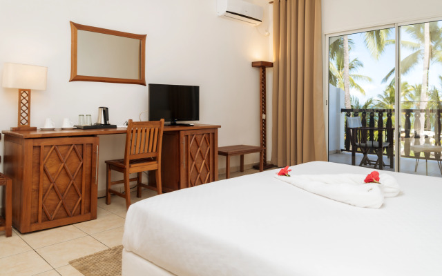 Royal Beach Hotel & Spa